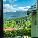 Sunny Slope - Platinum Apartment