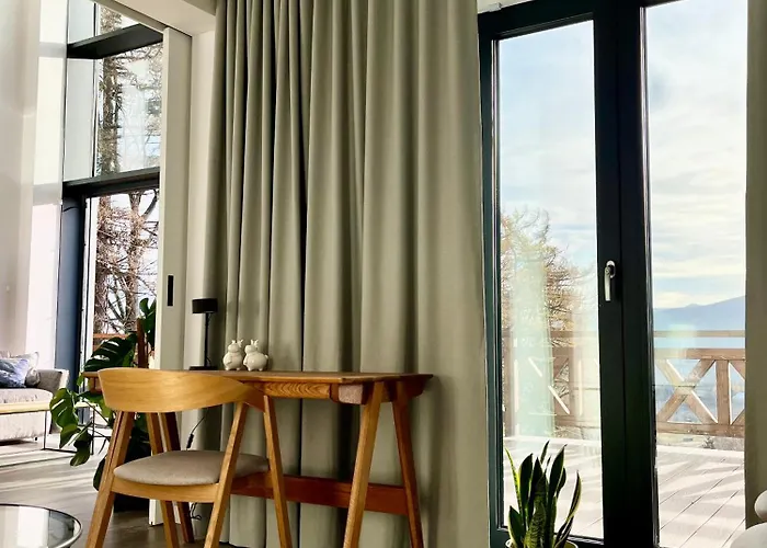 Sunny Slope - Platinum